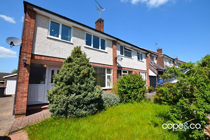 3 Bedroom Semi-Detached House To Rent In Portreath Drive, Allestree, Derby, Derbyshire, DE22