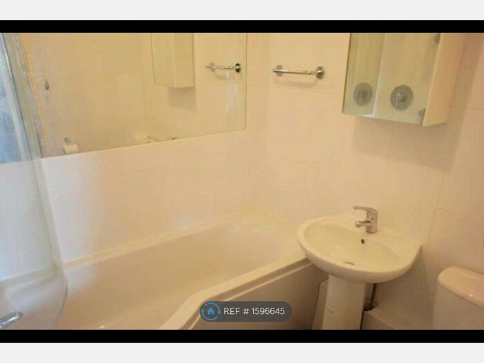 1 Bedroom Flat To Rent In Downland, Milton Keynes, MK8