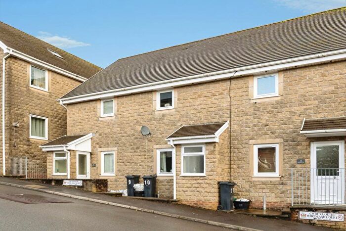 2 Bedroom Terraced House For Sale In Brecon Road, Pontardawe, Swansea, Neath Port Talbot, SA8