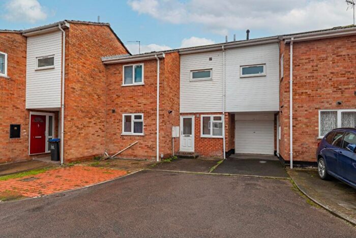 3 Bedroom Terraced House For Sale In Charlbury Mews, Royal Leamington Spa, CV31
