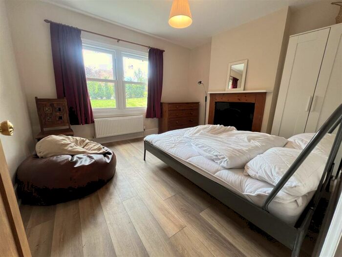 2 Bedroom End Of Terrace House To Rent In Milton Road, Cambridge, CB4