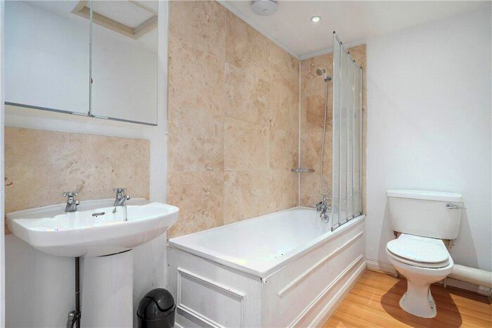 1 Bedroom Apartment For Sale In Goodrich Road, East Dulwich, London, SE22