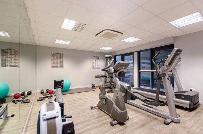 1 Bedroom Flat To Rent In Oval Road, Camden Town, London, NW1