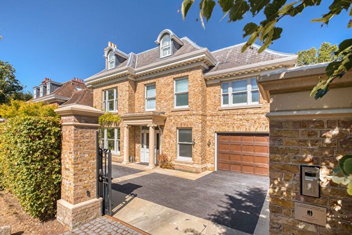 6 Bedroom Property For Sale In Ellerton Road, Wimbledon, London, SW20