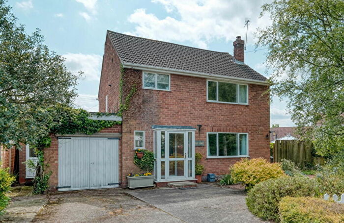 3 Bedroom Detached House For Sale In Salt Way, Astwood Bank, B96
