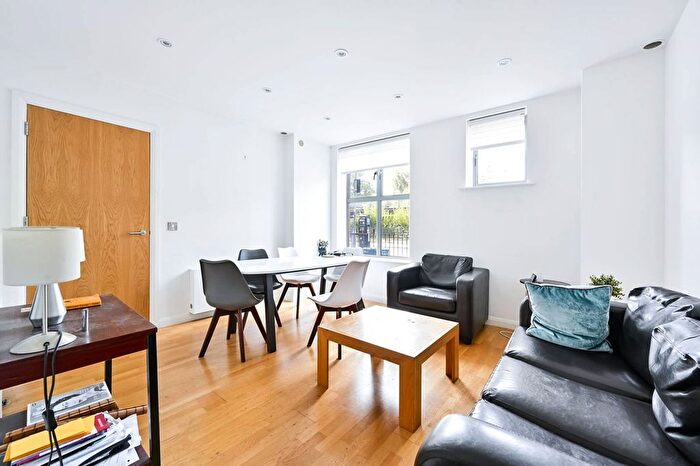 4 Bedroom Terraced House To Rent In Avonmore Road, West Kensington, London, W14