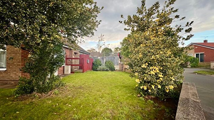 3 Bedroom Detached Bungalow For Sale In Shakespeare Avenue, Scunthorpe, DN17