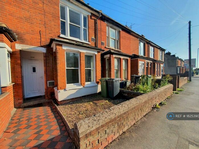 3 Bedroom Terraced House To Rent In Tonbridge Road, Maidstone, ME16