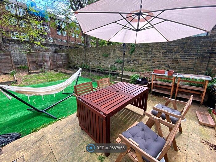 2 Bedroom Flat To Rent In Edith Road, London, W14
