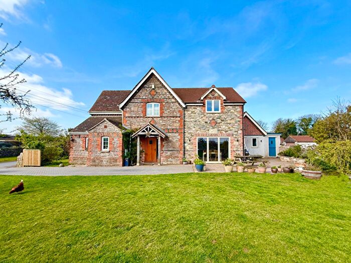 4 Bedroom Semi-Detached House For Sale In Kingdown, Winford, Bristol, BS40