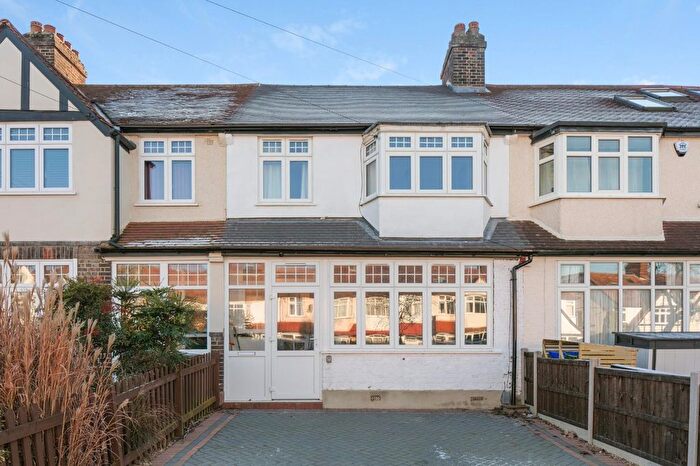 3 Bedroom Terraced House For Sale In Aviemore Way, Beckenham, BR3