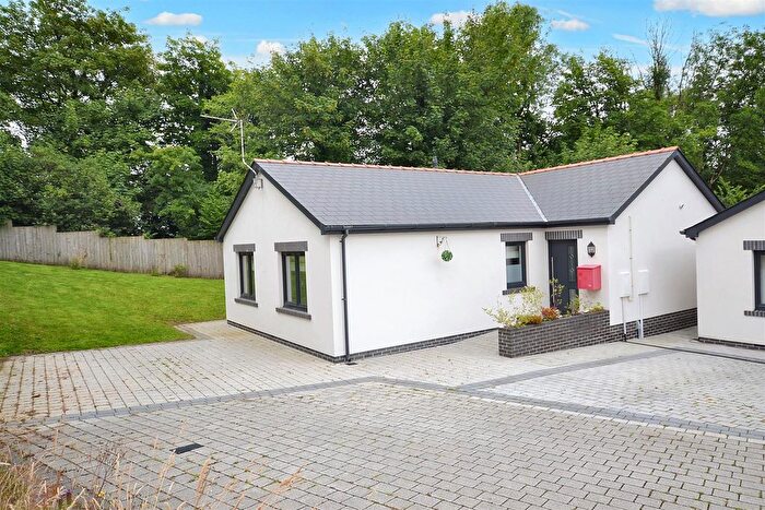 3 Bedroom Detached Bungalow To Rent In Parsonage Court, Begelly, Kilgetty, SA68
