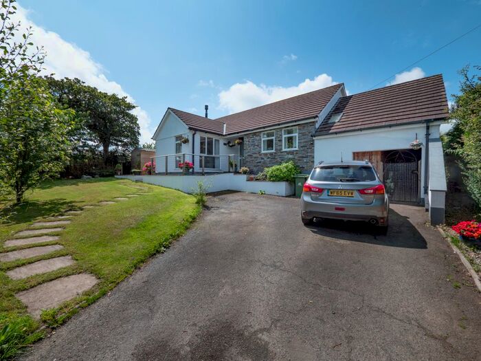 3 Bedroom Detached Bungalow For Sale In Milton Damerel, Holsworthy, EX22