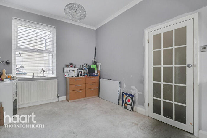 3 Bedroom Terraced House For Sale In Burlington Road, Thornton Heath, CR7