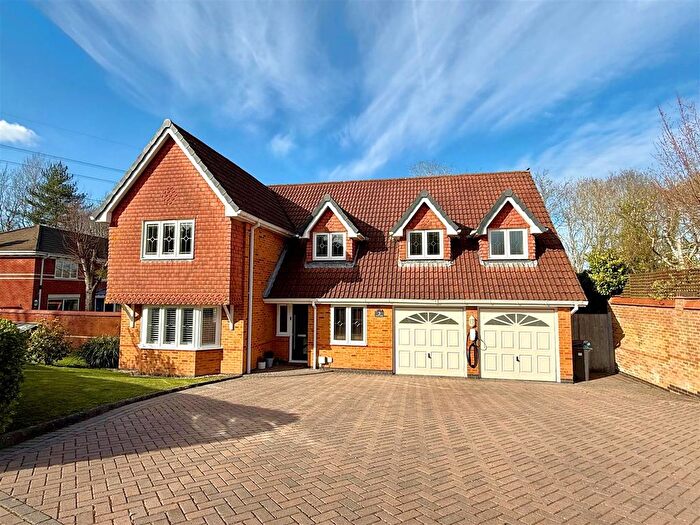 5 Bedroom Detached House For Sale In Leafy Lane, Whiteley, Fareham, PO15