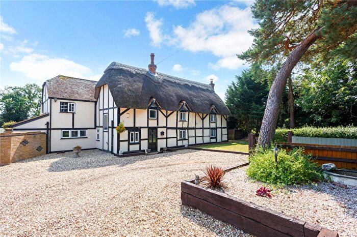 3 Bedroom Detached House For Sale In Crookham Common Road, Brimpton, Reading, RG7