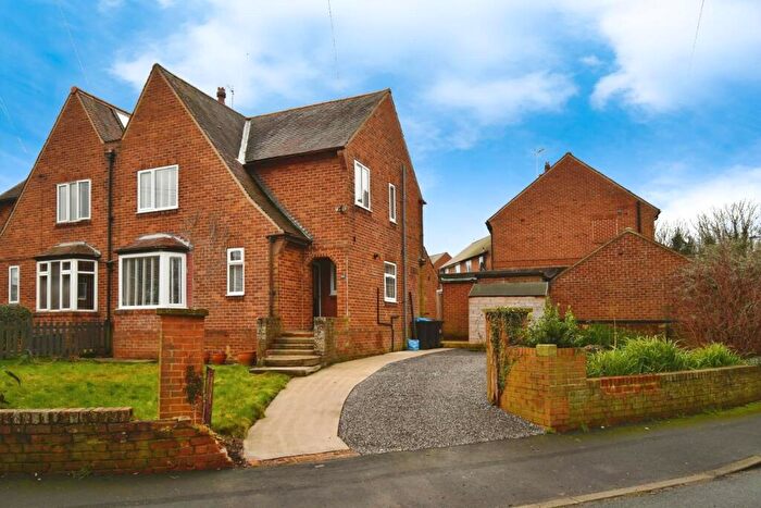 3 Bedroom Semi-Detached House For Sale In Gallows Hill, Ripon, HG4