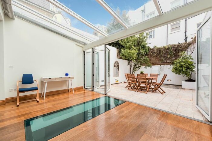 4 Bedroom Terraced House To Rent In Pottery Lane, London, W11