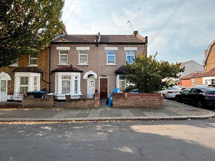 1 Bedroom Maisonette To Rent In Sutherland Road, N9