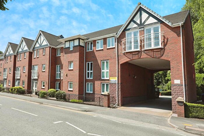 2 Bedroom Apartment For Sale In Castle Street, Northwich, CW8