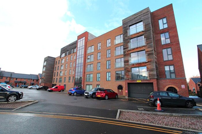 2 Bedroom Flat To Rent In Bridgewater Wharf, Droylsden, Manchester, M43