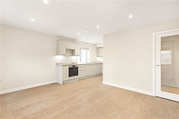 1 Bedroom Flat To Rent In Drayton Road, Abingdon, Oxfordshire, OX14