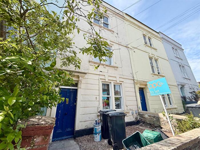 1 Bedroom Flat To Rent In Roslyn Road, Redland, BS6