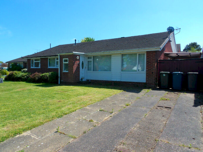 2 Bedroom Semi-Detached Bungalow To Rent In Porchester Road, Bingham, NG13
