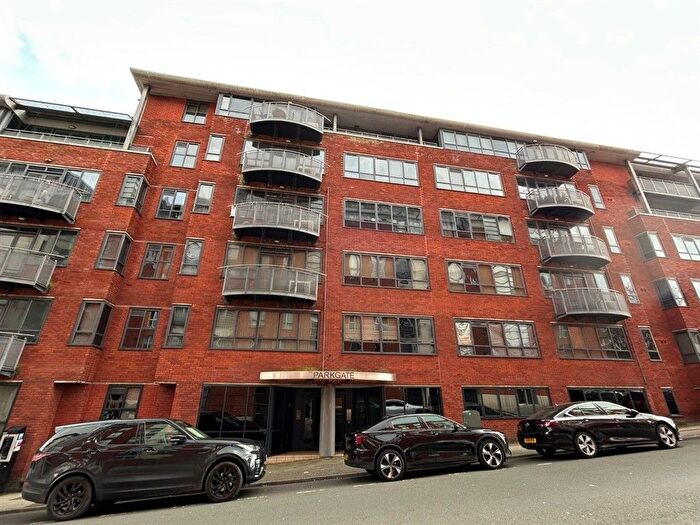 2 Bedroom Flat For Sale In Upper College Street, Nottingham, NG1