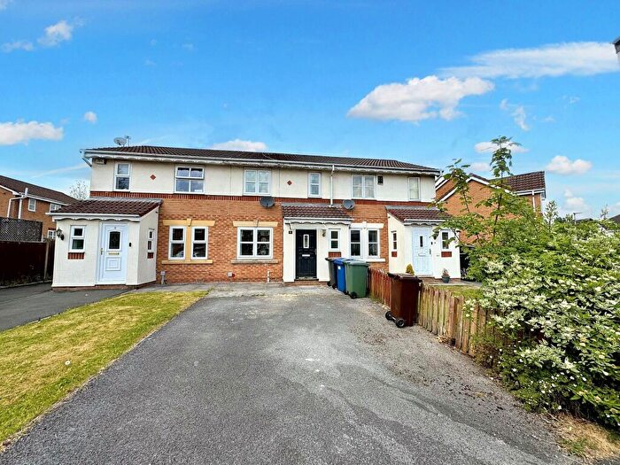 3 Bedroom Terraced House For Sale In Oxbow Way, Whitefield, M45