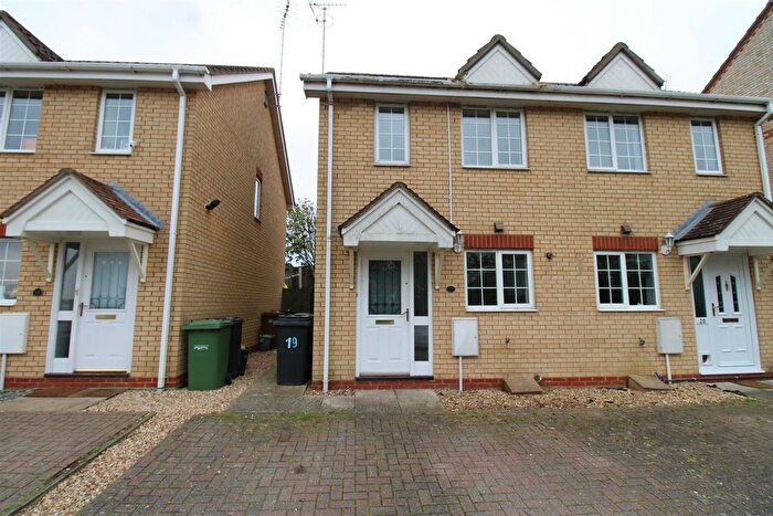 2 Bedroom End Terrace House To Rent In Kedleston Road, Peterborough, PE2