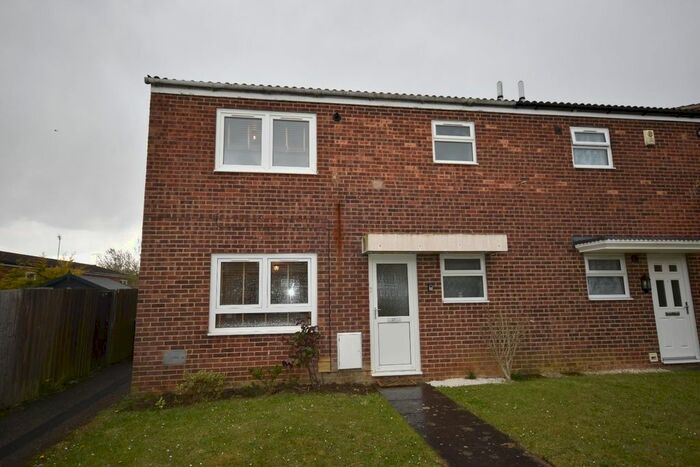 3 Bedroom Terraced House To Rent In Perceval Close, Rye Hill, Northampton NN5