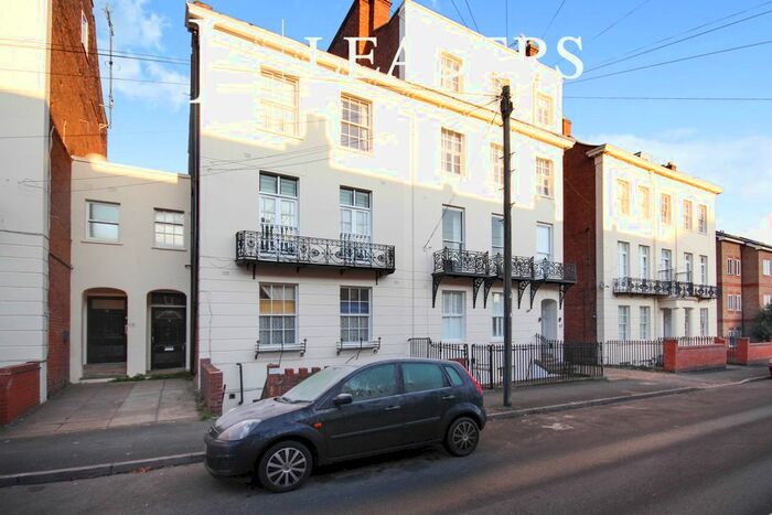 1 Bedroom Flat To Rent In Charlotte Street, Leamington Spa, CV31