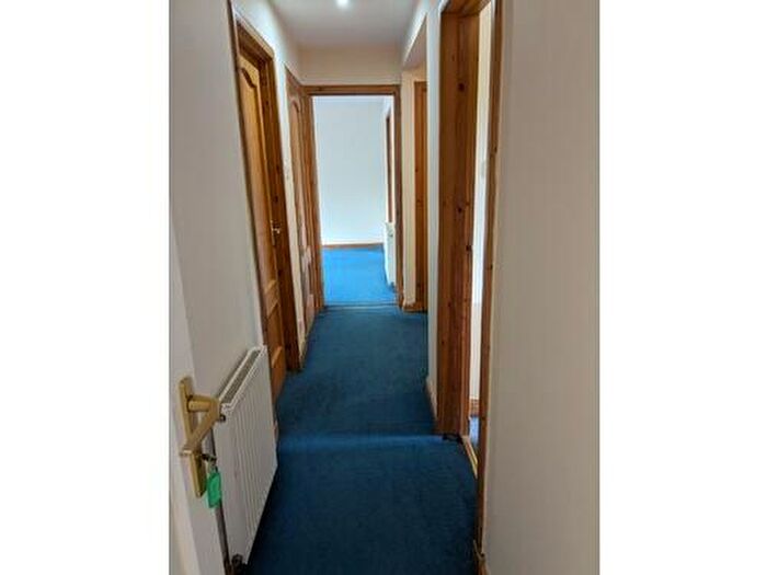 2 Bedroom Flat To Rent In Bridge Street, Penicuik, EH26