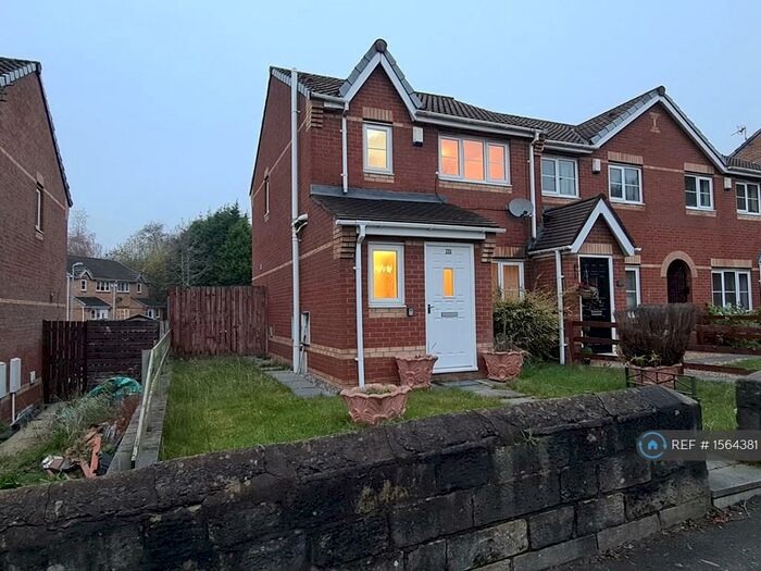 3 Bedroom Semi-Detached House To Rent In Peel Lane, Little Hulton, Manchester, M38