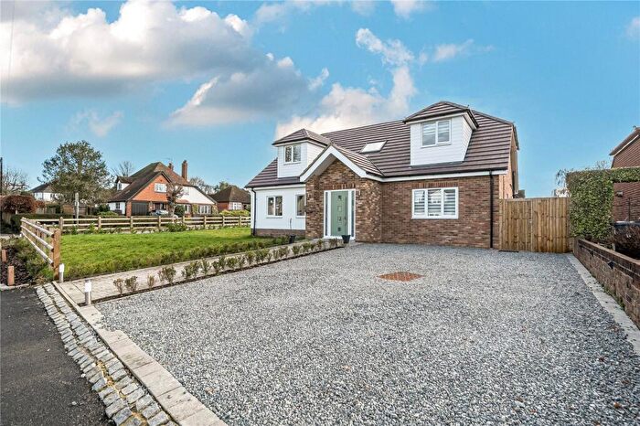 5 Bedroom Detached House For Sale In Pear Tree Lane, Maidstone, Kent, ME15