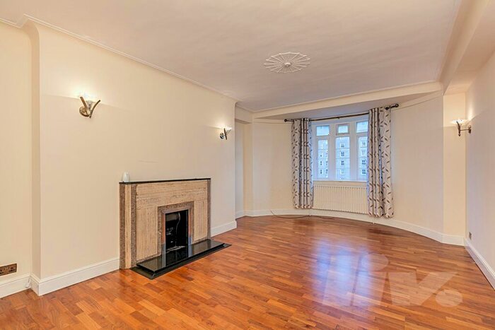5 Bedroom Apartment To Rent In Regency Lodge, Adelaide Road, Swiss Cottage, NW3