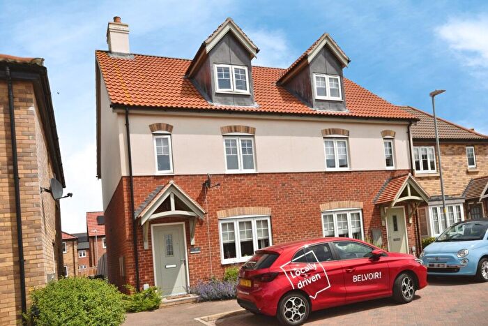 3 Bedroom Semi-Detached House For Sale In Hoplands Road, Coningsby, Lincoln, LN4