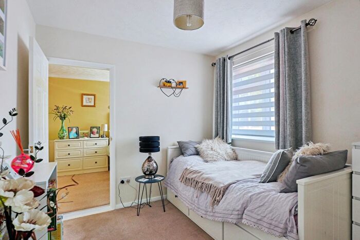4 Bedroom Bungalow For Sale In Halstock Crescent, West Canford Heath, Poole, Dorset, BH17 - Photo 9