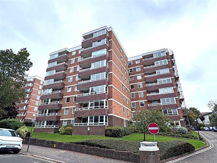 2 Bedroom Flat For Sale In Preston Park Avenue, Brighton, BN1