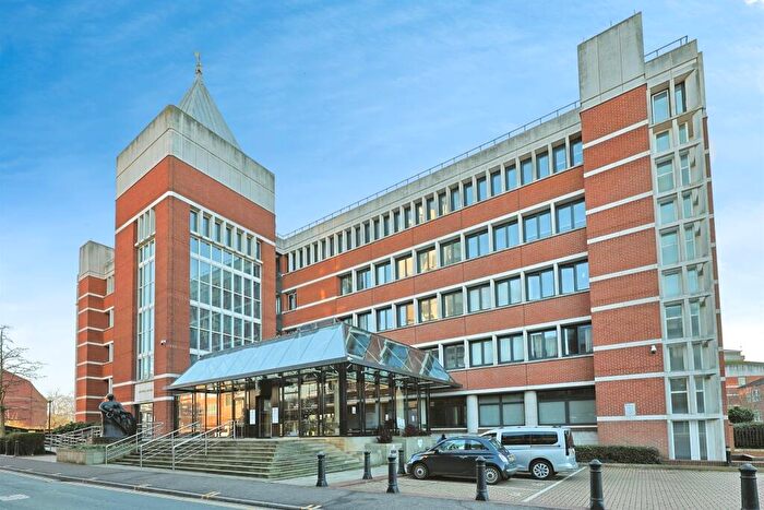 2 Bedroom Flat For Sale In Surrey Street, Norwich, NR1