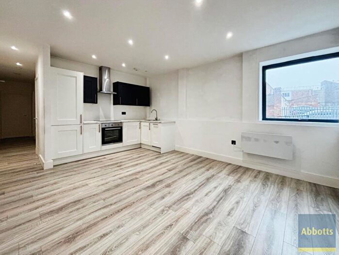 2 Bedroom Apartment To Rent In Vantage House, Pottergate, NR2