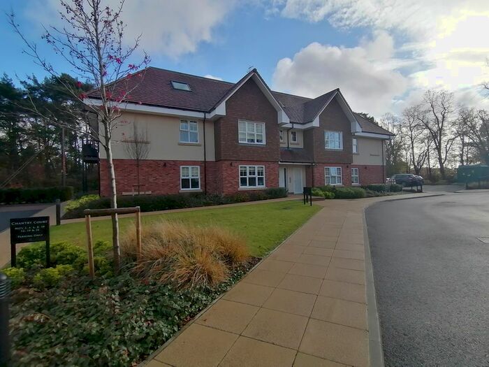 2 Bedroom Flat To Rent In Chantry Court, Broadbridge Heath, Horsham RH12