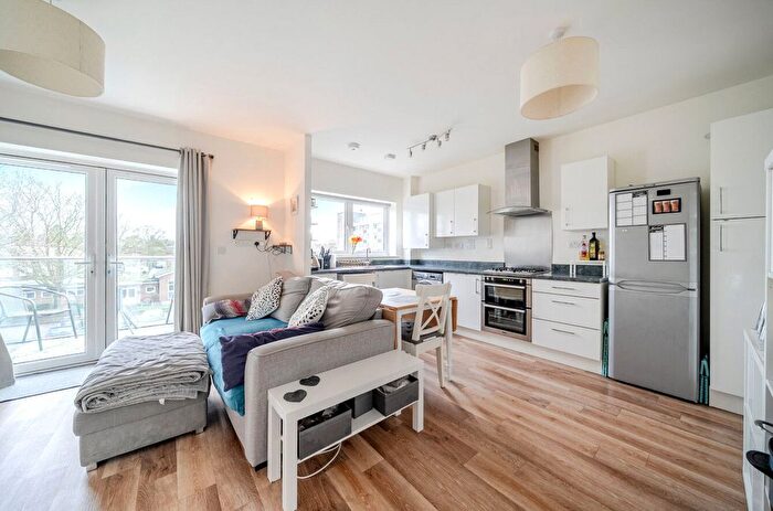 1 Bedroom Flat For Sale In Park View Court, Pelican Way, Letchworth Garden City, SG6