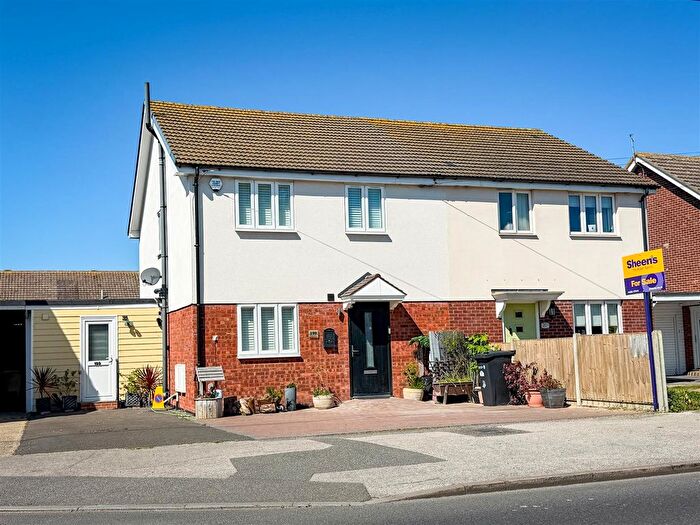 4 Bedroom Semi Detached House For Sale In Cloes Lane, Clacton-On-Sea, Essex, CO16