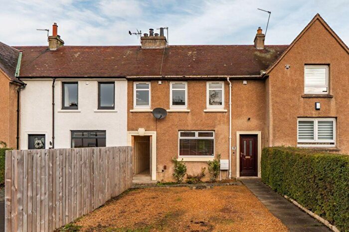 3 Bedroom Villa For Sale In Clermiston Avenue, Edinburgh, EH4
