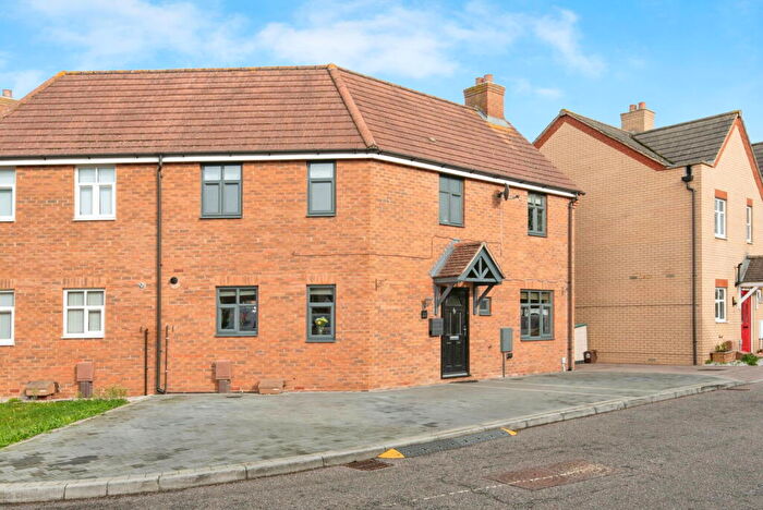 3 Bedroom Semi-Detached House For Sale In Clifton Fields, Clifton, Shefford, SG17