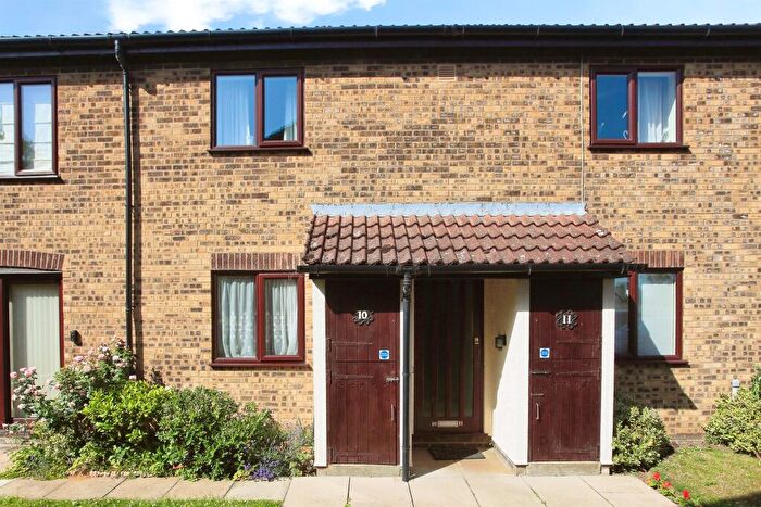 2 Bedroom Flat For Sale In Bridge Street, Deeping St. James, Peterborough, PE6