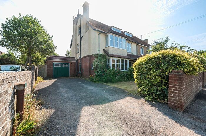 6 Bedroom Semi-Detached House For Sale In Grove Road, Broadwater, Worthing, West Sussex, BN14