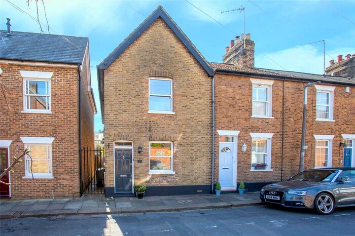 3 Bedroom End Of Terrace House To Rent In Cole Road, Watford, Hertfordshire WD17